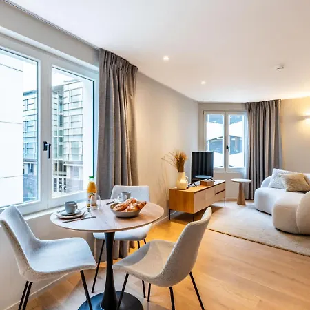 Huswell - Stylish Duplex With Premium Materials In Center * Gent